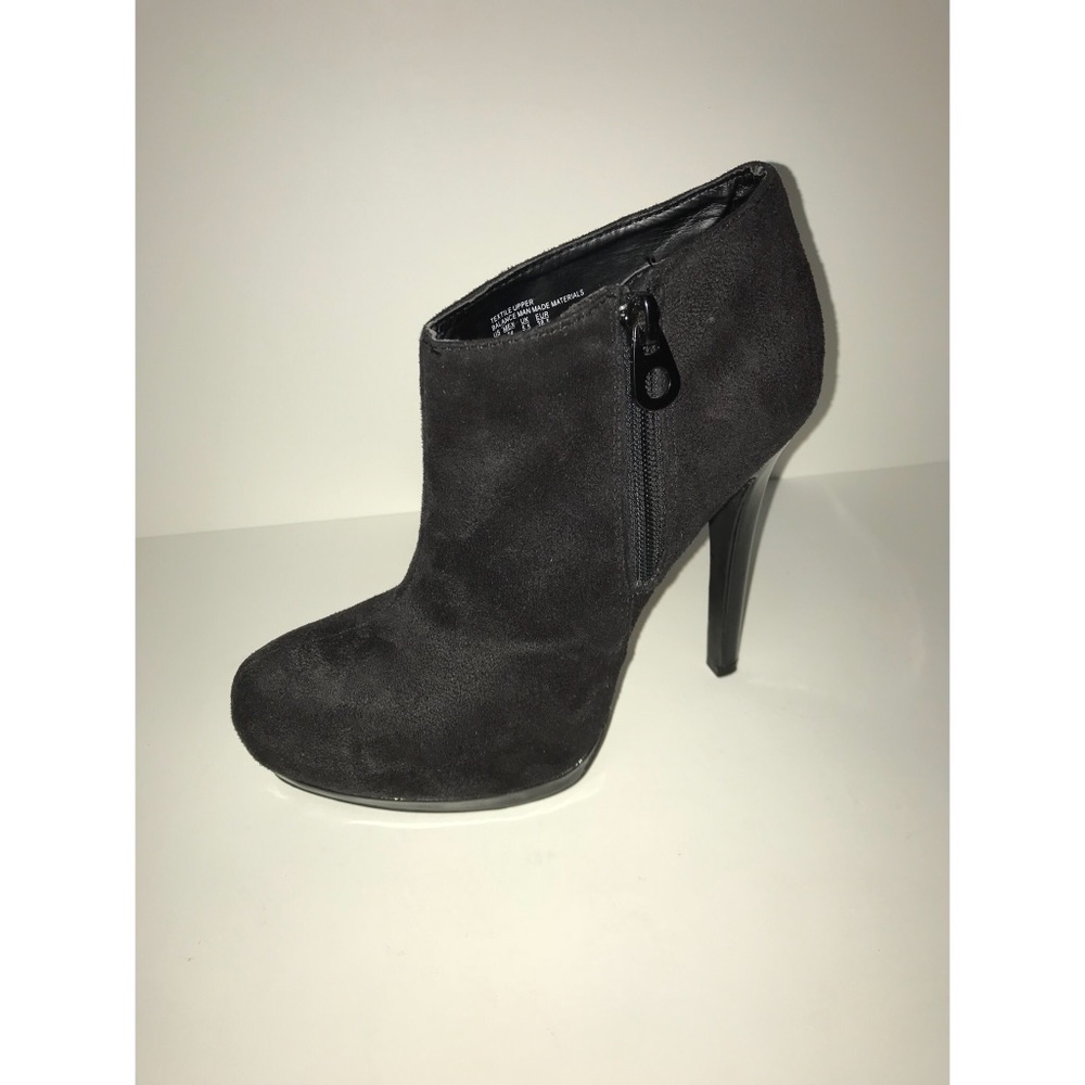 Sofia Vergara Booties